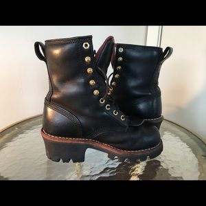 Women’s Chippewa loggers